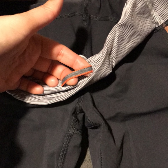 Lululemon - Picture 2 of 7